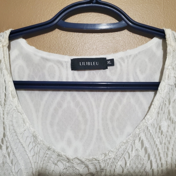 Xl layered lace tank - Picture 3 of 8